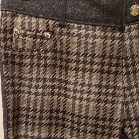 Houndstooth Plaid and Denim Jegging - Picture 6 of 9